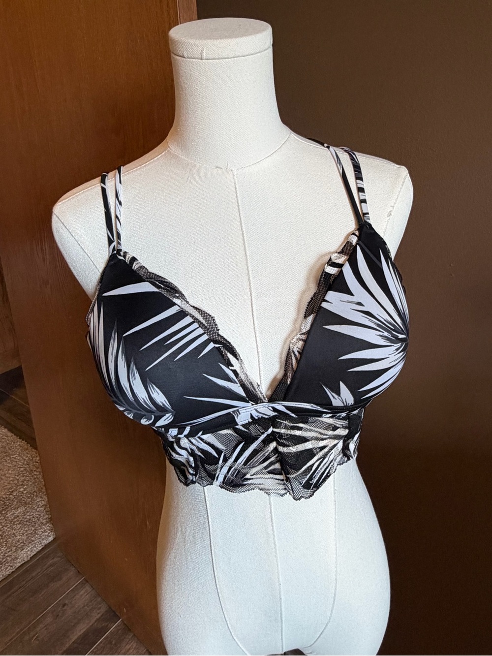 PINK Victoria's Secret Black and White Palm Print Bralette